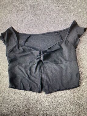 SHEIN Black Knot-Front Short Sleeve Crop Top